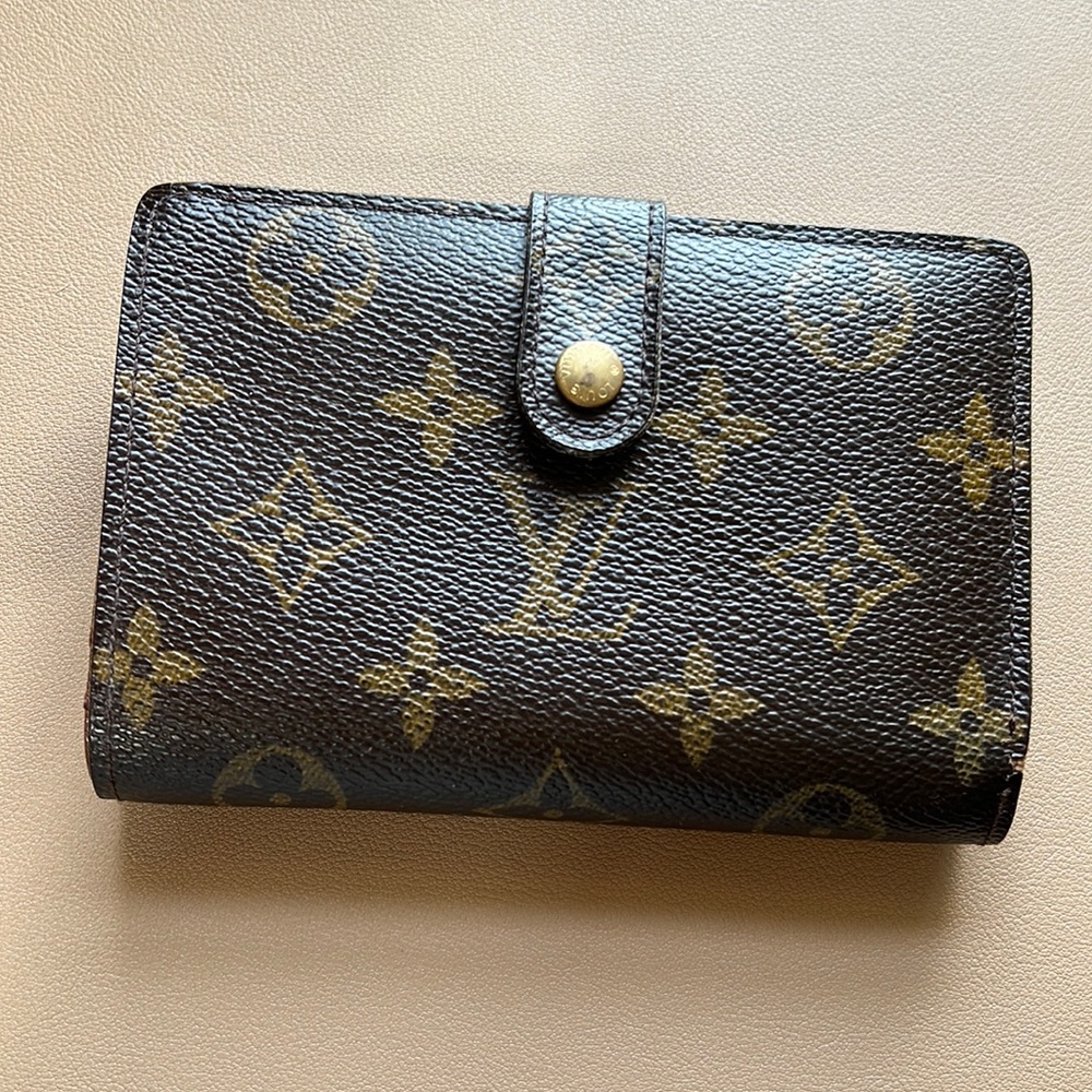 Louis Vuitton French Kiss wallet